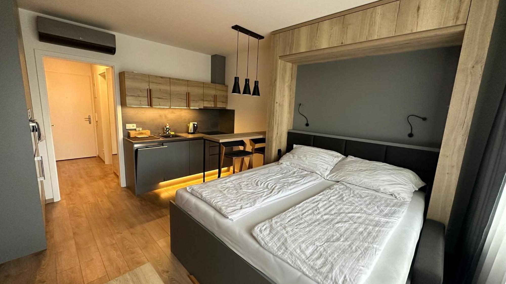 Ah Radnica V Apartamento Košice Exterior foto